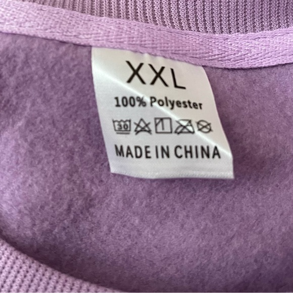 NWT Purple Retro Slogan Sweatshirt in Size XXL. - Picture 6 of 8